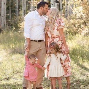 Meet your Posher, Elise